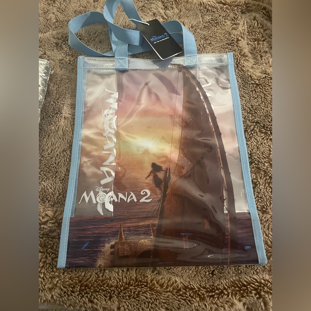 New with tags!! Beautiful MOANA 2 Disney Tote Bag Clear !! ❤️